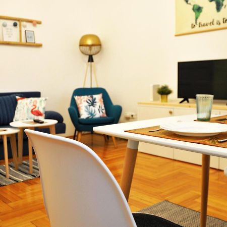 Cozy Design Home - Near Keleti & Citypark Budapest Ngoại thất bức ảnh